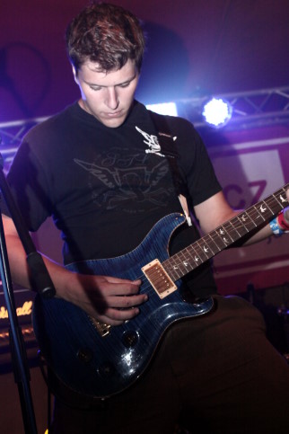 From Our Hands (SK) 5. Mighty Sounds Festival - Olsi bei Tabor, CZ - Bandzone Stage - 18. Juli 2009 (7).JPG